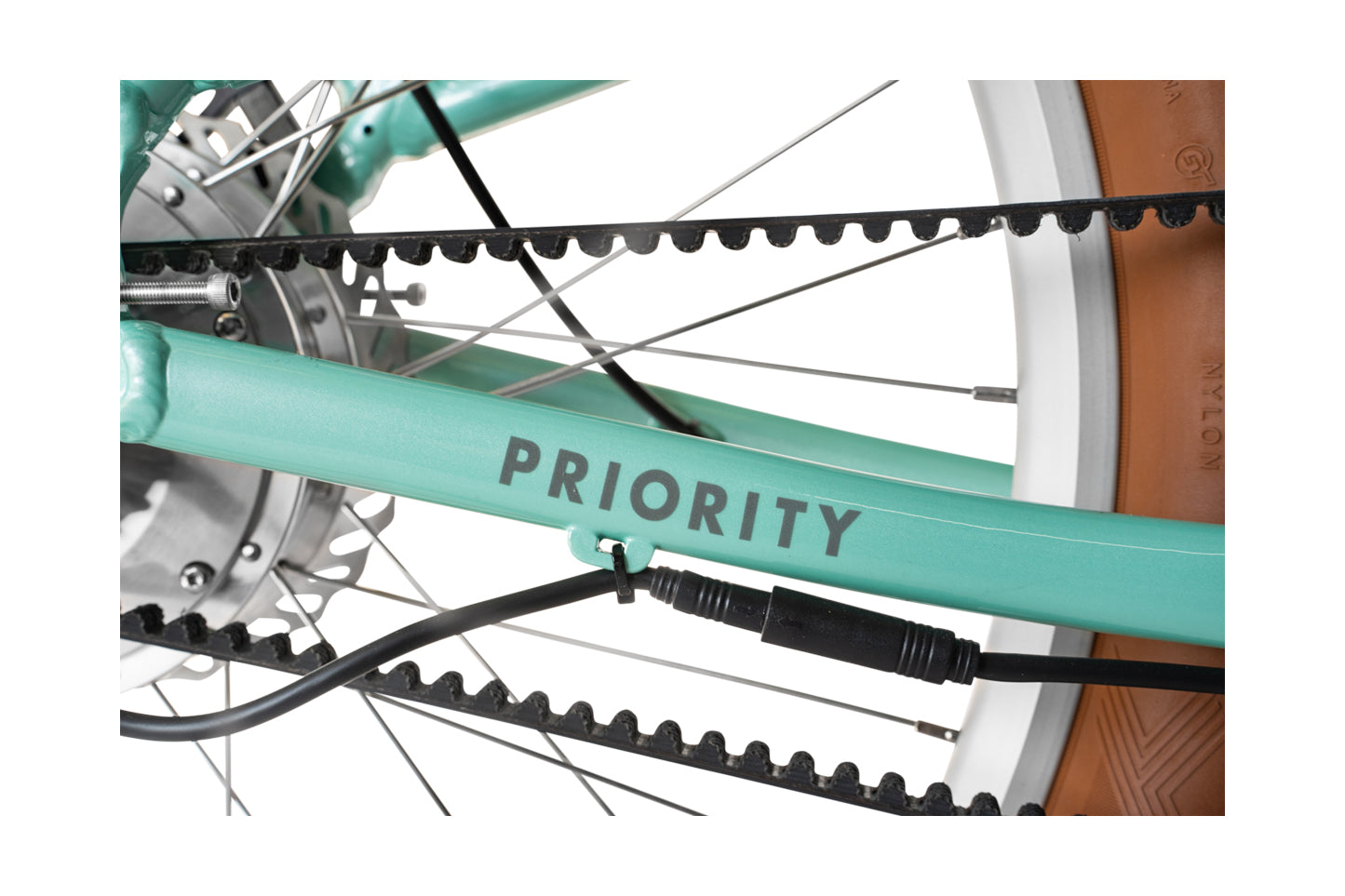 White Priority Bicycles e-Coast Bike